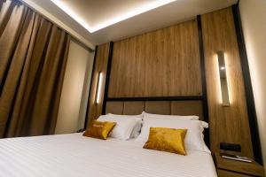 Family Room with Balcony room in Kraal Hotel