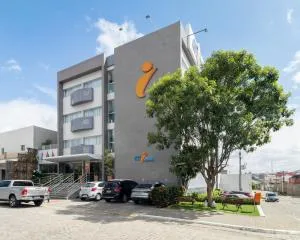 西蒂卡鲁阿鲁酒店 - 卡鲁阿鲁