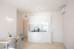 Apartments in Rogoznica 40364