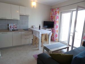Apartments Karlobag/Velebit Riviera 34630 