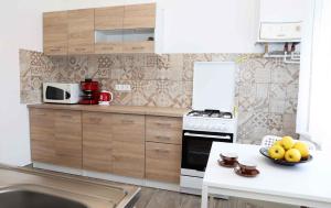 Holiday home in Balatonkeresztur 37078