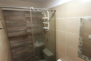 Apto completo en Edif. Merlot-Cerca al WT.Center