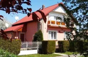 Holiday home in Balatonkeresztur 37078 - Hegy