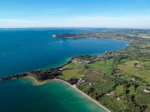 Apartments in Manerba del Garda 22047
