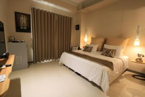 Phòng Đôi Loại Sang (Deluxe Double Room)