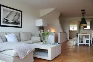 Hygge House - mit Garten, Dachterrasse und Weitblick - Warnsdorf