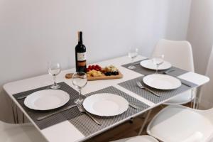 Комфортна та тиха квартира у Центрі міста