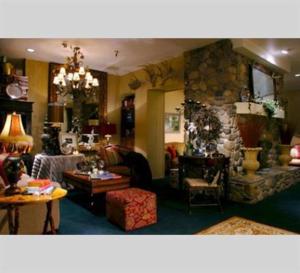GetAways at the Lodge at Kingsbury Crossing