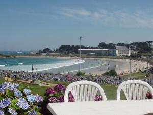 Maisons de vacances MAISON 6 pers belle vue mer PISCINE, plage a 40 m : photos des chambres