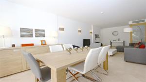 Aquamar 15 - Clever Details