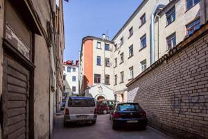 Modern & Spacious 80m2 Apartment in Riga Old Town