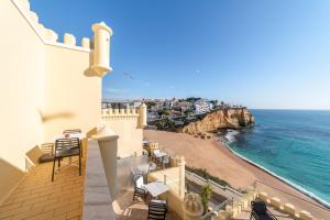 Double or Twin Room with Balcony and Sea View room in Castelo Guest House