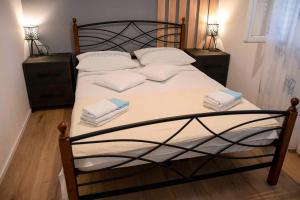 Holiday home Brnjica/Sibenik Riviera 7177 
