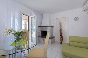 Apartments in Ravni - Istrien 30383