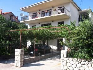 Apartment in Crikvenica 13842 