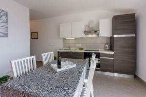 Apartment in Crikvenica 34970