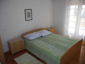 Apartment in Crikvenica 5485