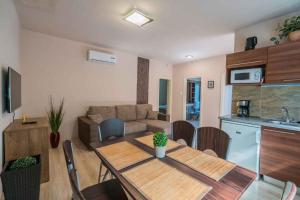 Apartments in Siofok - Balaton 19832