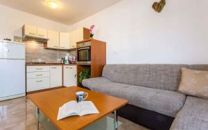 Apartment in Silo - Insel Krk 13580