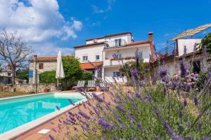 Holiday home in Kujici - Istrien 8292