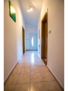 Apartment in Starigrad-Paklenica 6881