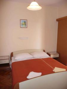 TwoBedroom Apartment in Banjol IV