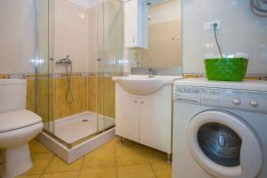 Two Bedroom Apartment in Porec I