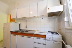 Apartment in Pula with Two-Bedrooms 7 