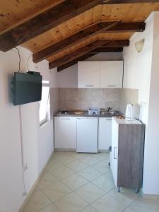 One-Bedroom Apartment in Baric Draga II