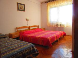 Two-Bedroom Apartment in Pula XI