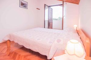 Apartments in Mali Losinj 14985C