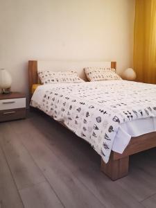 Three-Bedroom Apartment room in Apartments Ondamarina