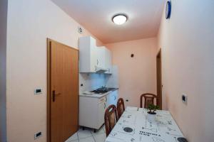 Apartments in Pjescana Uvala/Istrien 10996 
