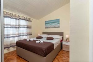 Apartment in Okrug Gornji 6139