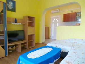 Apartment Lopar 13