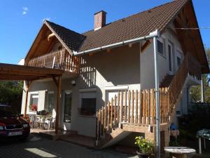 Apartment in Balatonmariafürdo 19297 - 3hvězdičkové hotely ve městě Balatonmáriafürdő