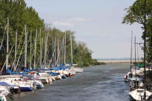 Holiday home in Balatonmariafürdo 33086