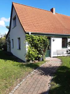 Holiday home in Gustow/Insel Rugen 3012