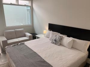 BENDIGO HIGH ST MOTEL - KING Beds