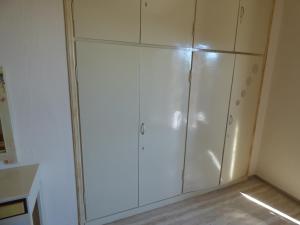 GEORGES IPSOS APARTMENTS