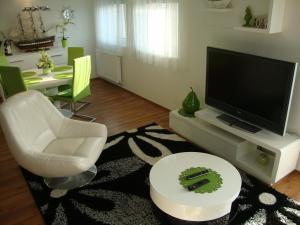 Viola Harmony Apartman