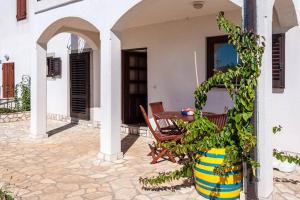 Peaceful apartment with beautiful sea view