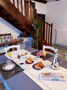 B&B / Chambres d'hotes Les GARGOUILLES Gorges du Tarn - Millau : photos des chambres