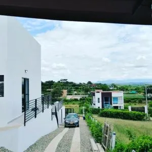 Villa lili, Carmen de Apicala condominio San Simon - Alejandro Bernate