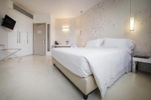 Deluxe Double Room room in Hotel For You