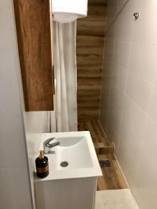 Modern Studio (Institut Majka i Dete)