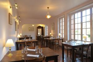 Hotels Le Relais St jacques : photos des chambres