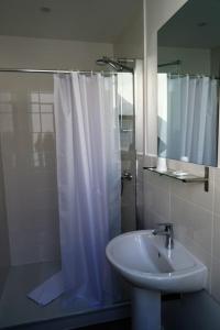 Hotels Hotel Saint-Patrick Coeur de NANTES : photos des chambres