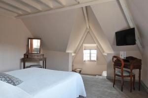 Hotels Le Relais St jacques : photos des chambres