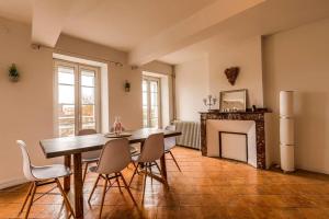 Appartements ❁La Pause Occitane❁ T3 coeur de ville avec parking : photos des chambres